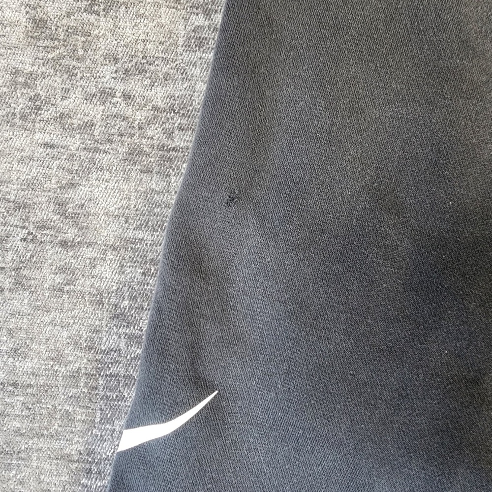 Nike Sweat Shorts Men Medium Black Fair Faded Big Swoosh Logo Fleece - Picture 8 of 10